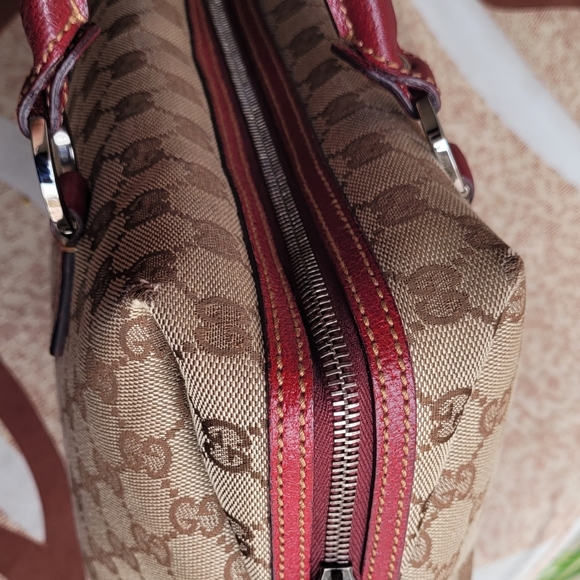 ❤SOLD❤Authentic Gucci Bag - Picture 9 of 13
